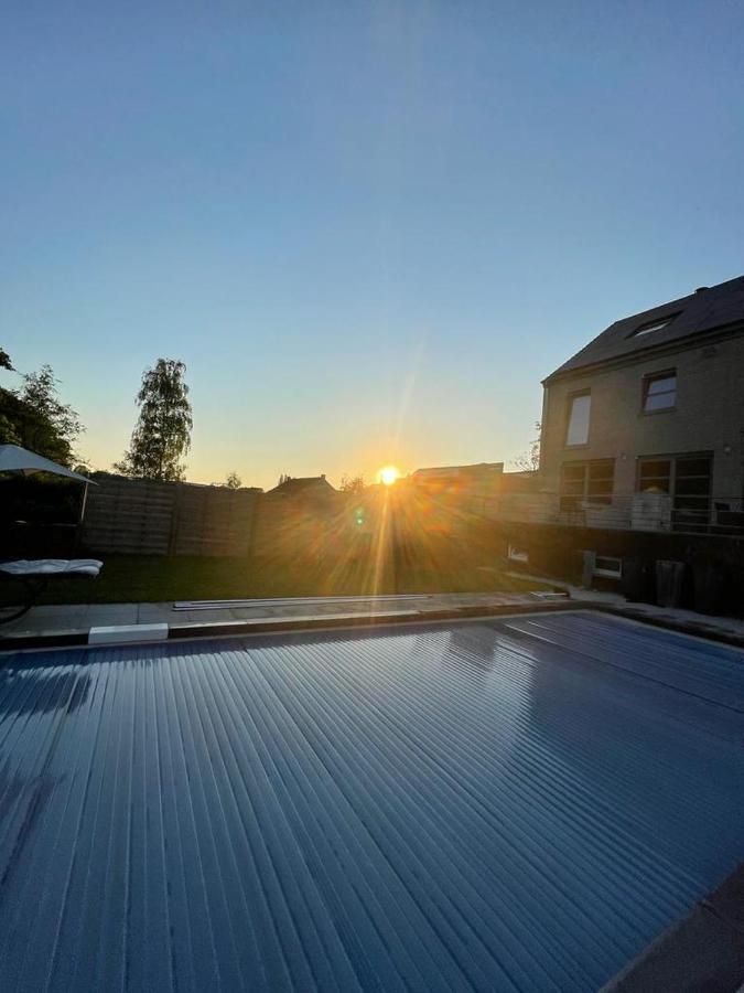 Appartement 5 Personnes Avec Acces Piscine Et Jacuzzi Villers-la-Ville Exterior photo