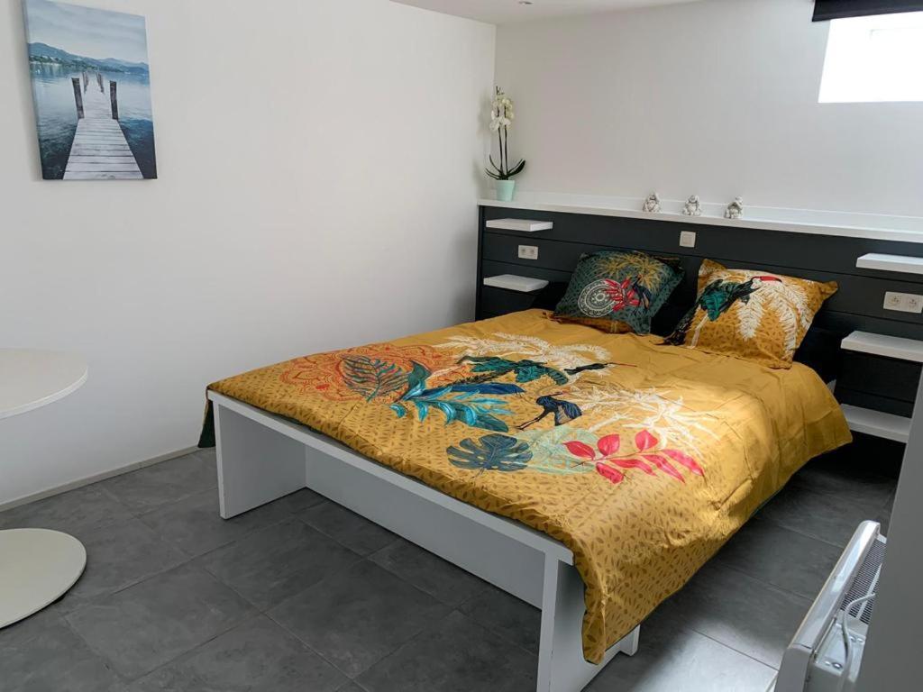 Appartement 5 Personnes Avec Acces Piscine Et Jacuzzi Villers-la-Ville Exterior photo